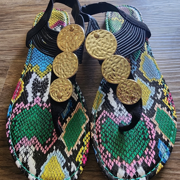 Sandals - Picture 4 of 6